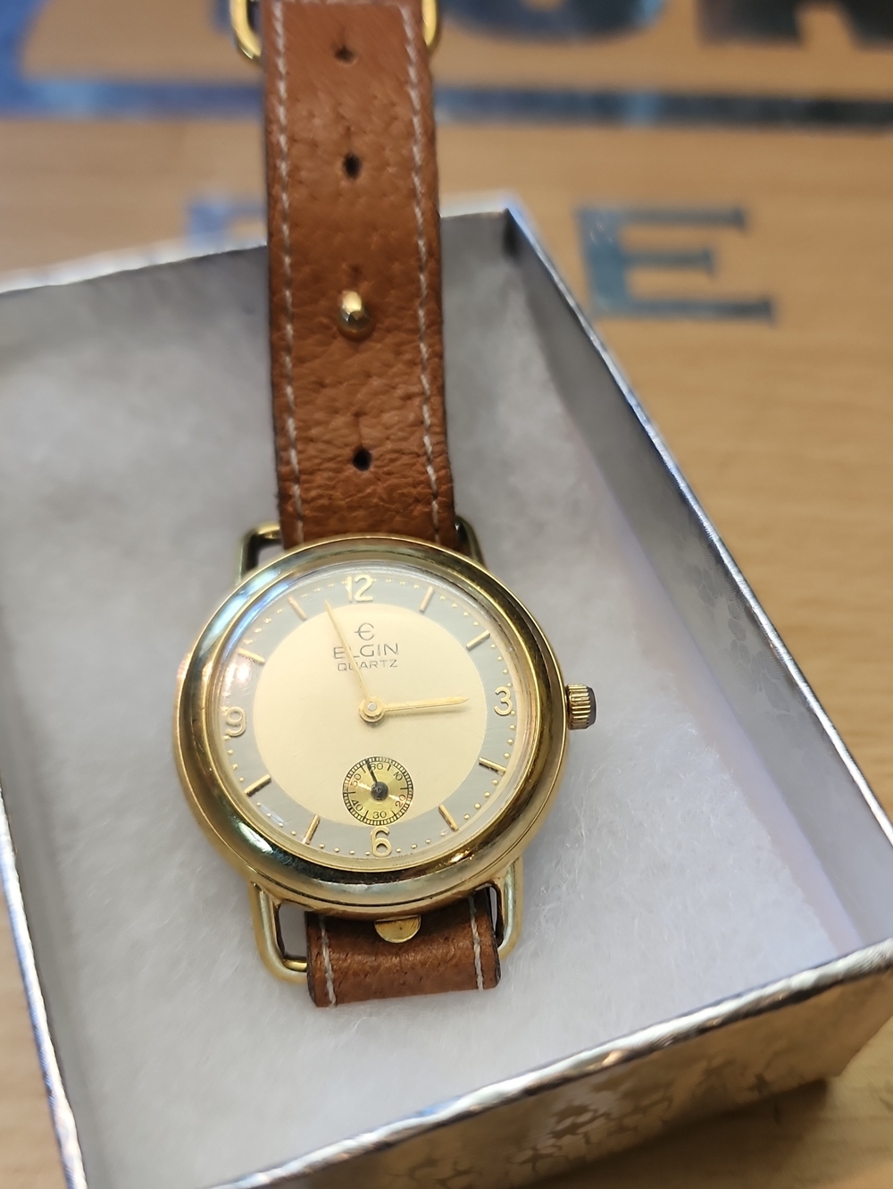ELGIN Quartz Watch